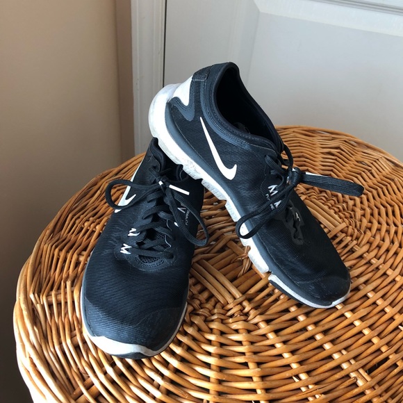 Nike Shoes - Nike Women’s Flex Supreme Tr 4 Pr Training Shoe Nike Shoes - Nike Women’s Flex Supreme Tr 4 Pr Training Shoe